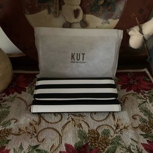 Kut From The Kloth Wallet